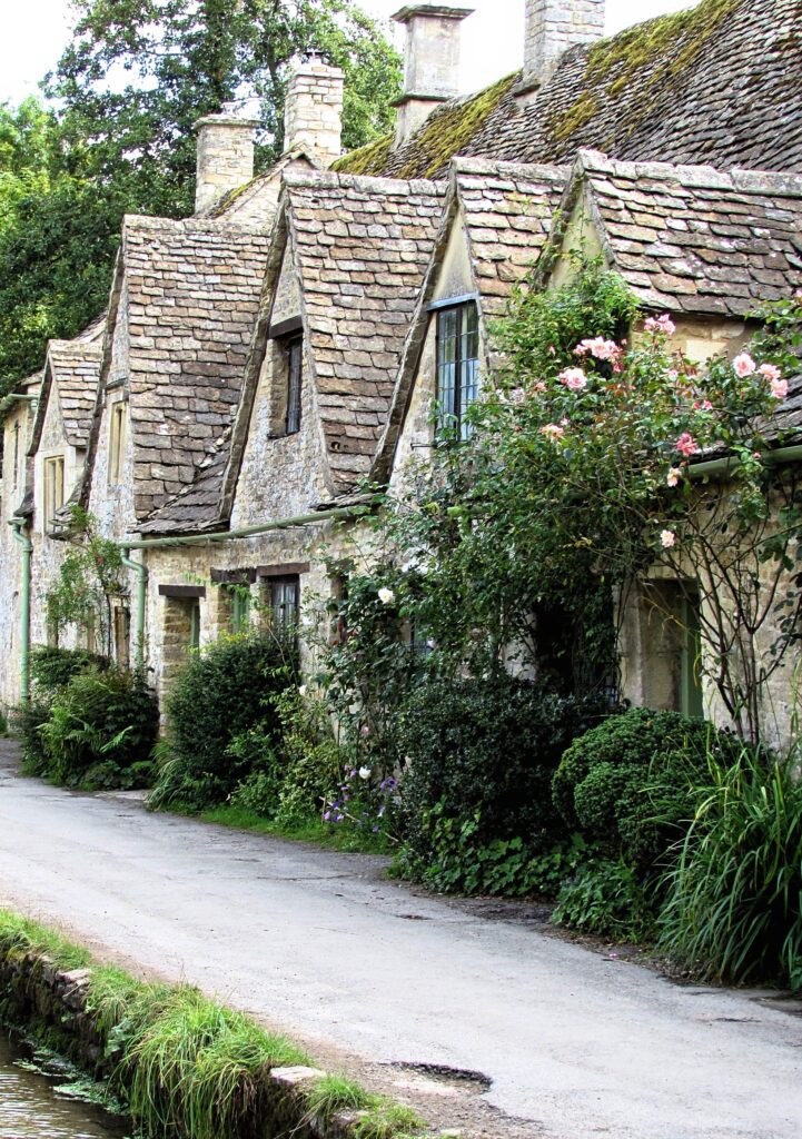 Glos & The Cotswolds Airbnb Management